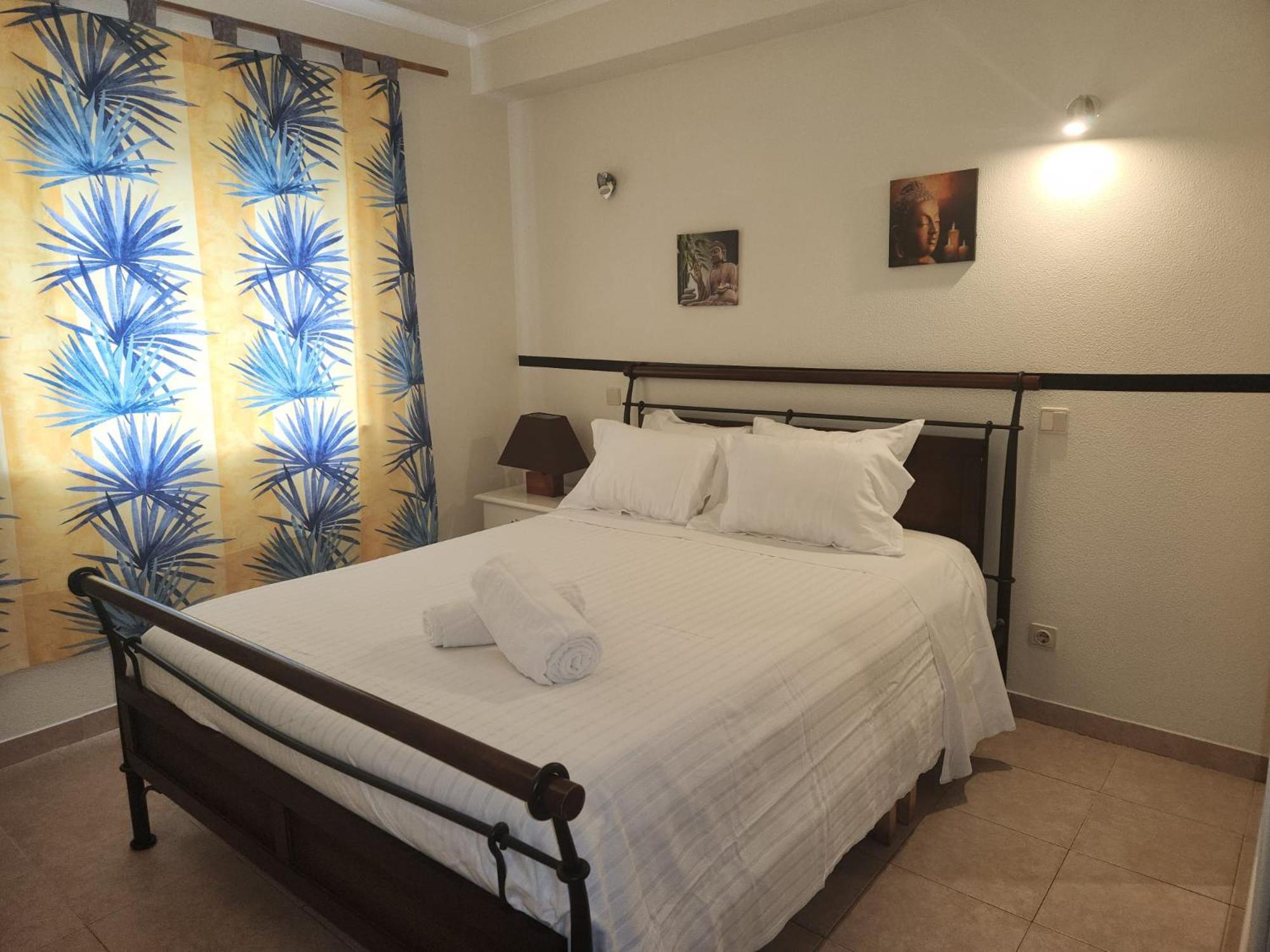 Hostel Sunny House Lagos Zewnętrze zdjęcie