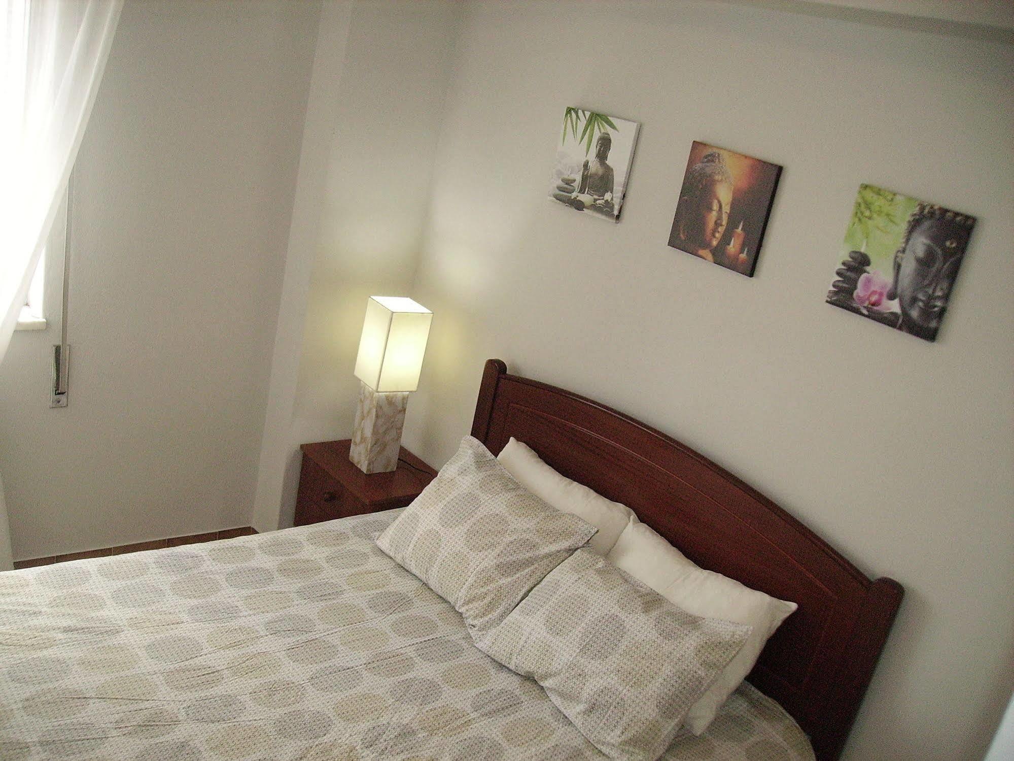 Hostel Sunny House Lagos Zewnętrze zdjęcie